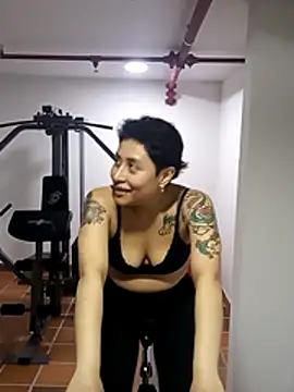 Chatroom XXX en direct de Juliexxxxtasy