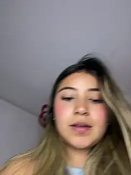 sweetlove- Live XXX-chat