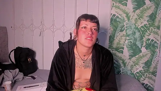 Chat +18 de _sharlotte777 ao vivo