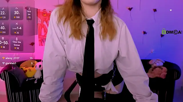 liana_kisses élő XXX-chatje