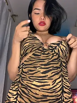 Chloe_Mullerr Adlı Modelin Web Kamerası Şovu