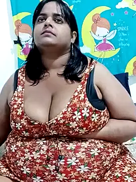 SusanaEshwar Adlı Modelin Canlı XXX Sohbeti