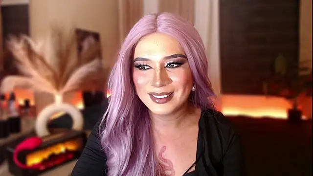 mslilly_croft Pertunjukan Webcam