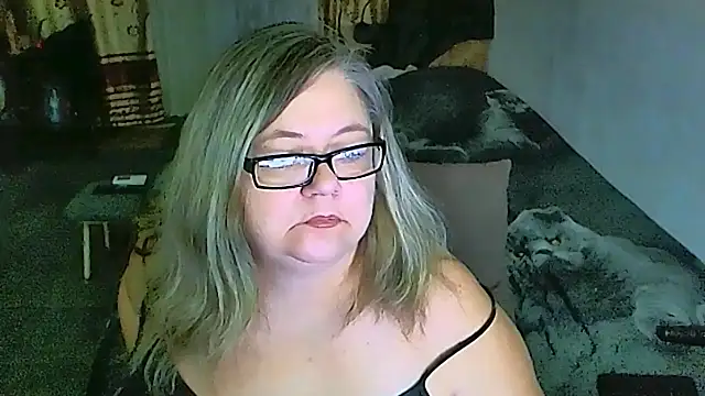 sex2 élő XXX-chatje