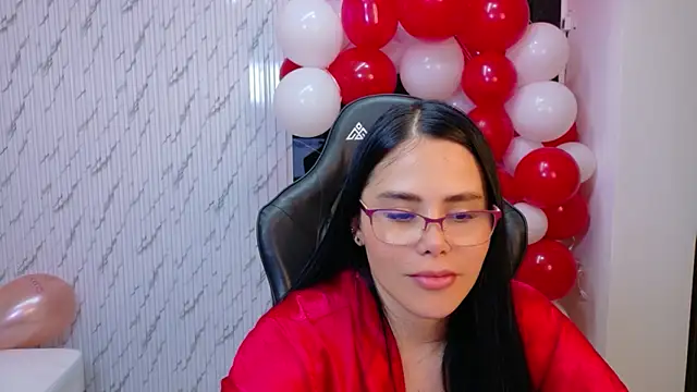 lararoberts_ 라이브 XXX 채팅