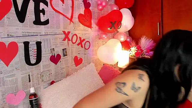 Linda_Fosterr's Webcam Show