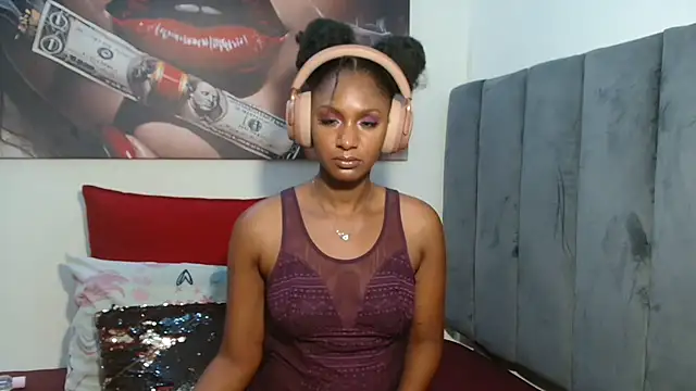 Moreish-06 Live XXX-chat