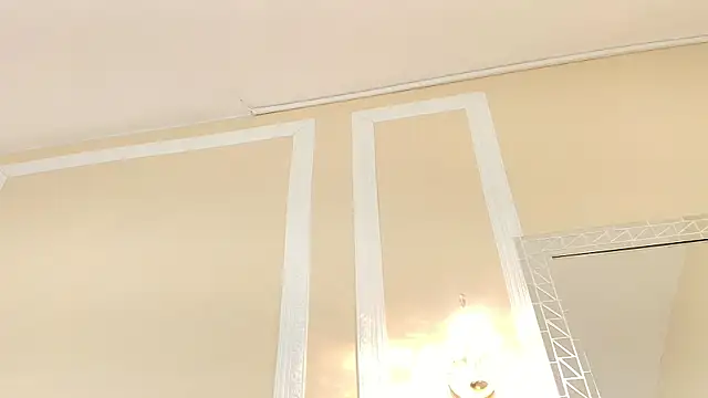 MayaBakerのウェブカメラショー