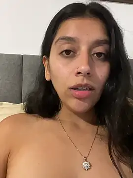 BrittanyDiaz Chat XXX in diretta