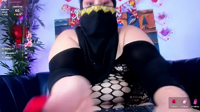 samanee_konn Adlı Modelin Canlı XXX Sohbeti