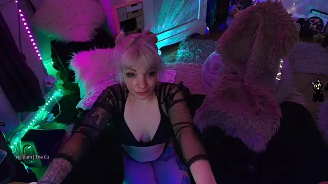 LunaWoolfieのライブXXXチャット