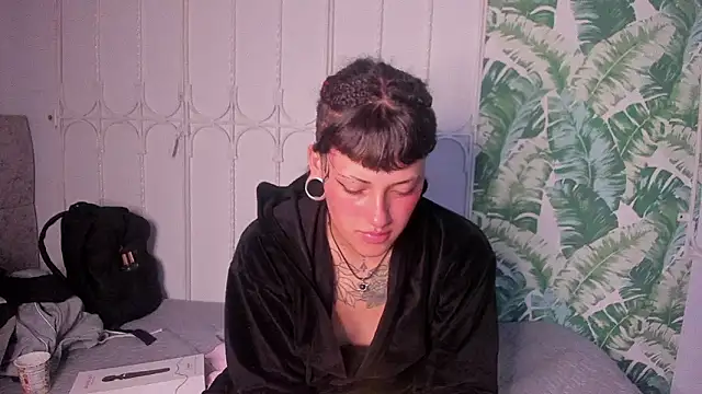 Živý XXX chat _sharlotte777