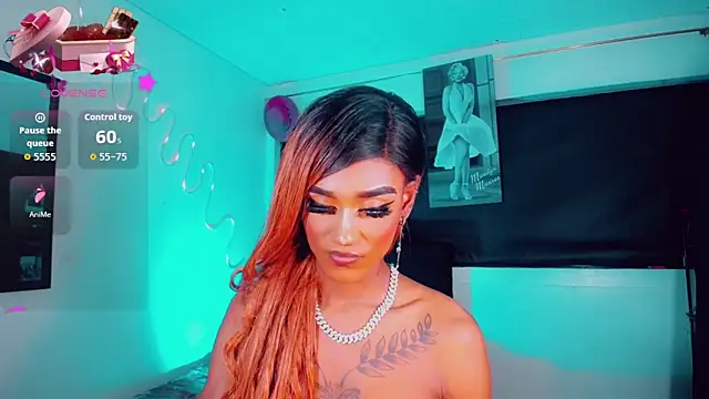 Kendall_hornyy Show in webcam