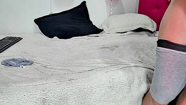 ZOEYJUAN_95 Live XXX Chat