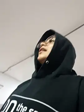 XXX chat uživo modela Juliexxxxtasy