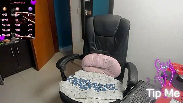 XXX chat uživo modela peanut_tangerine