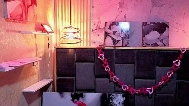 Im-Lola's Live XXX Chat