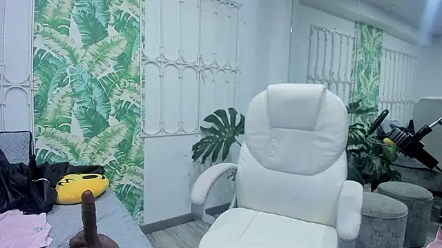 _sharlotte777 现场XXX聊天