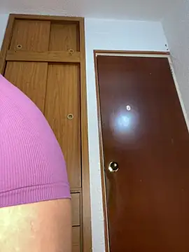 Онлайн чат XXX Yasmin777_