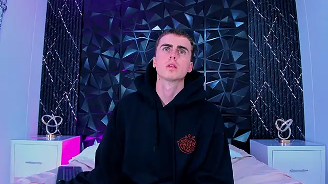 SpaceBoy1 webkamerás műsora