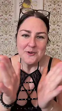 Chatroom XXX en direct de Lacey-BBW