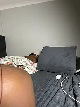 Živý XXX chat MissLola27