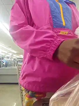 oliviaprettypussy élő XXX-chatje