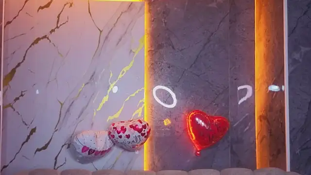 دردشة Laurita_b الجنسية المباشرة