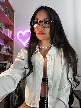 Naughty-Jessie Obrolan Langsung XXX