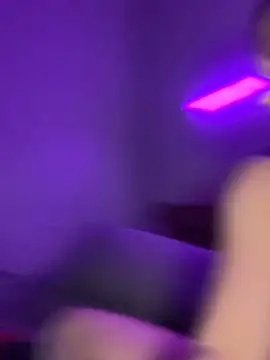 KatyaFox élő XXX-chatje