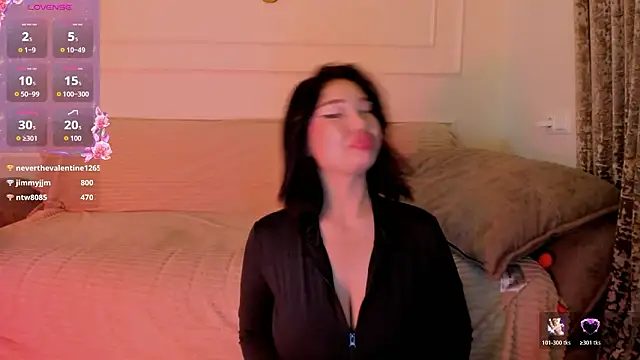 sexaxion_lee élő XXX-chatje