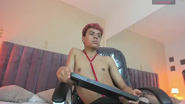 Xavier_Fox___ Live XXX-Chat