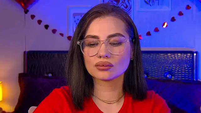 AdrianaTorres' Live XXX Chat