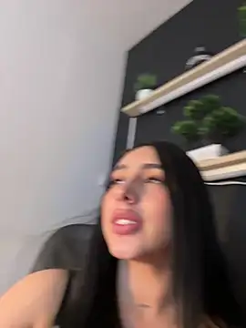 isabella_jade: онлайн-секс-чат