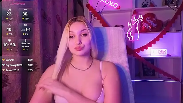 adrelaxina's Live XXX Chat