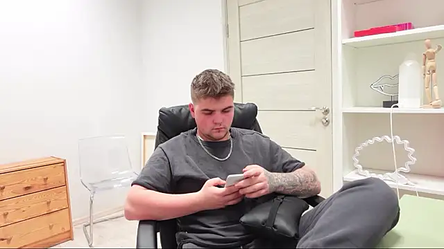 Jackson_Teele: απευθείας συνομιλία ΧΧΧ