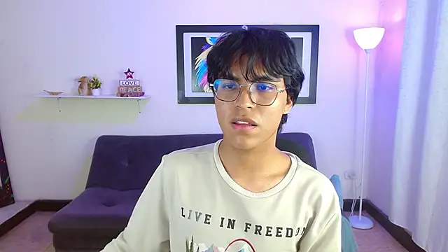 XXX chat uživo modela Maecum18