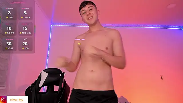 Chat XXX en directo de oliver_kyy