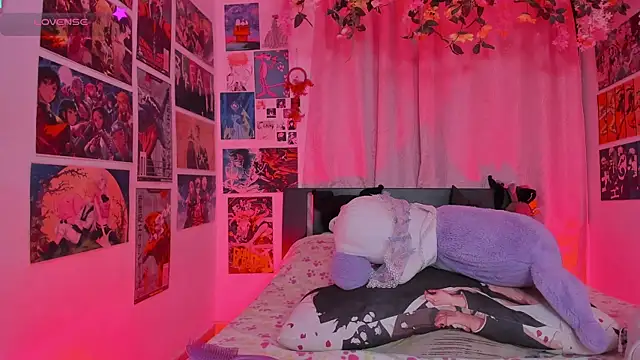 MissCurvyTop: απευθείας συνομιλία ΧΧΧ