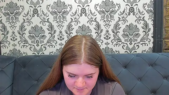 LissaBigTitts 现场XXX聊天