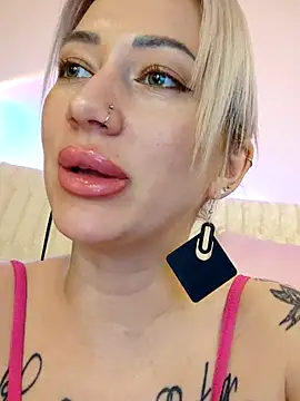 Show de Gina-Lumara na webcam