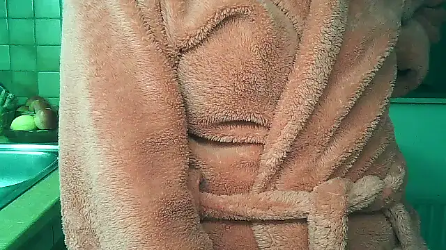 UllimOhi_: διαδικτυακό σόου στην κάμερα