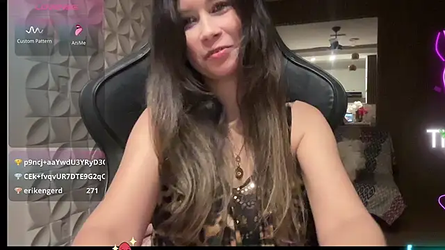 Fenixheaven 现场XXX聊天