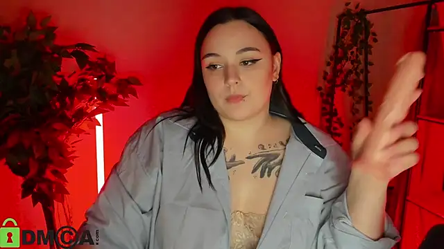 Chat +18 de Mia_R0ss ao vivo