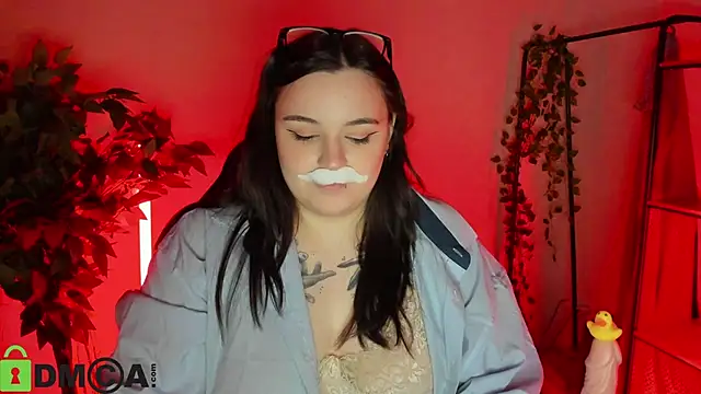 Mia_R0ss Adlı Modelin Canlı XXX Sohbeti