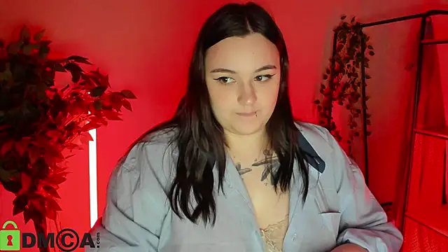 Mia_R0ss Adlı Modelin Canlı XXX Sohbeti