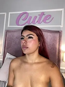 Chat XXX en directo de LolaSteven