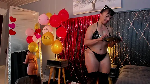 clara_heat: απευθείας συνομιλία ΧΧΧ