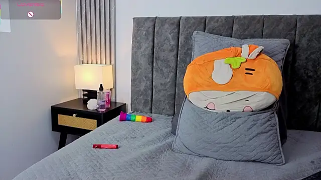 Živý XXX chat Ema_Stone65