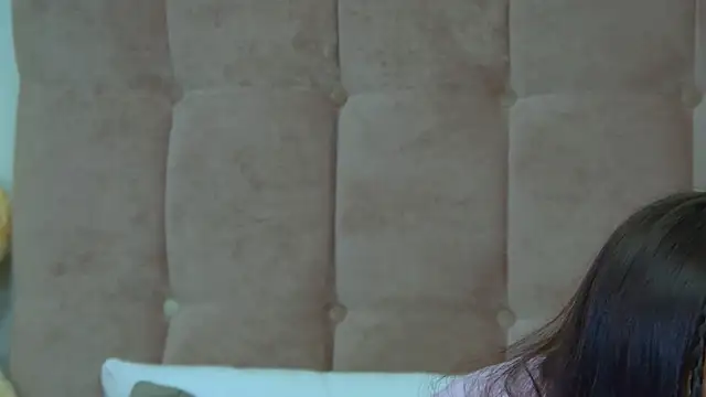 AlexandraBloom: онлайн-секс-чат